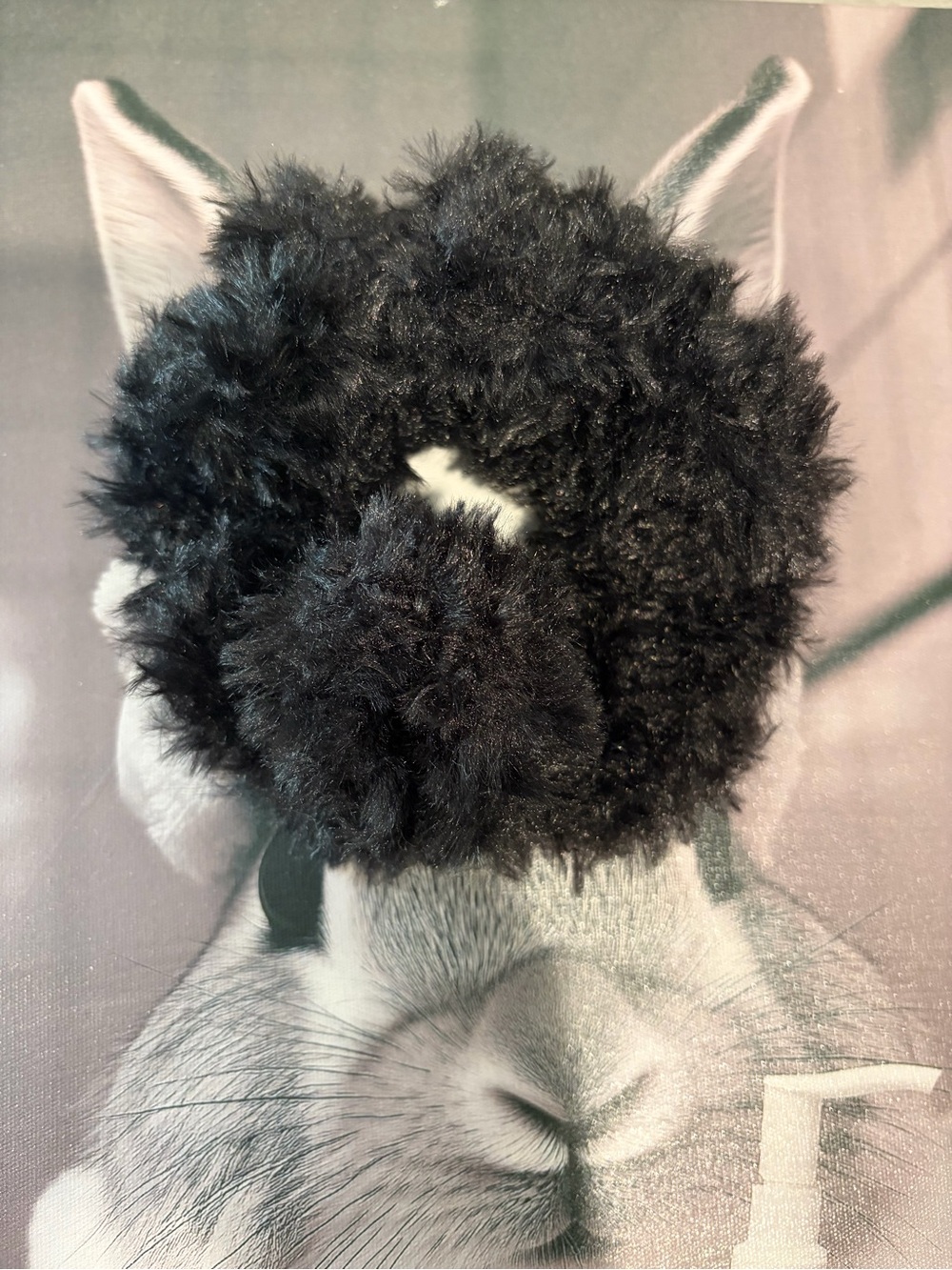 Buy Now-ONE Scrunchie with the fur - Picture 7 of 11